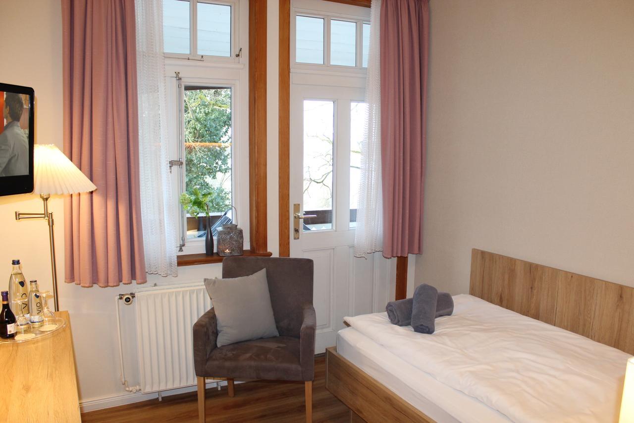 היטזאקר Ferien- Und Wellnesshotel Waldfrieden חדר תמונה